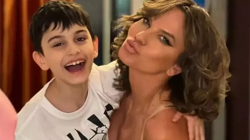 Cum își educă Anna Lesko fiul, ca mamă singură: „Este foarte important ca în momente de genul ăsta să...” / EXCLUSIV