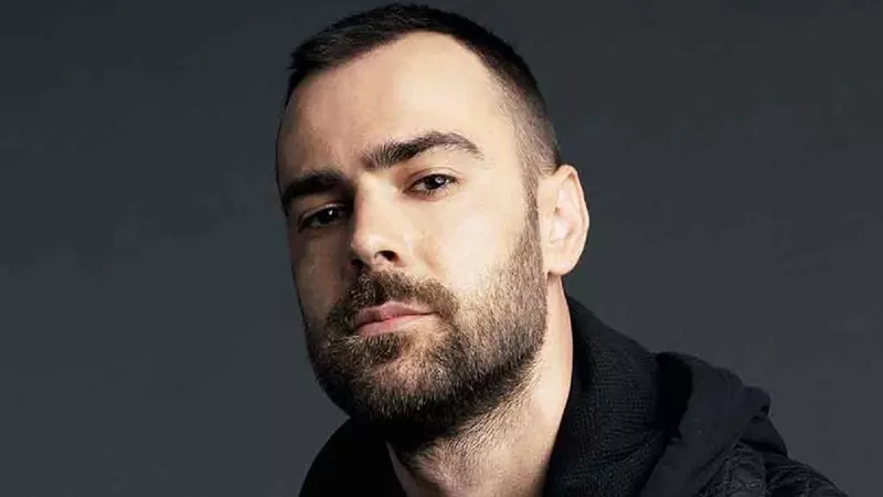Cu cine se iubește Denis Hanganu, actorul din serialul „Clanul”: „Nu vine din domeniul artistic, ci din cel...”. Ce spune despre căsătorie și copii / EXCLUSIV