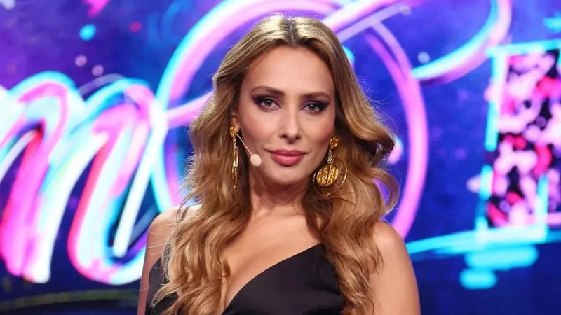 Iulia Vântur, față în față cu "clona" lui Salman Khan, la iUmor: "M-am gândit că poate, cine știe"
