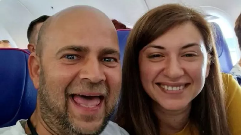 Cum și-a cunoscut Cosmin Seleși soția și cum a cerut-o în căsătorie: „Ne-am întâlnit la semafor. Ea era...”. Detalii neștiute despre nunta lor / EXCLUSIV