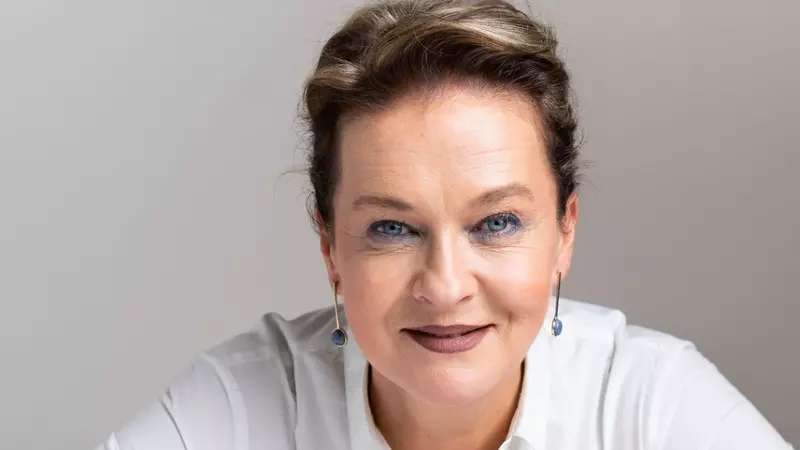 Ce spune Mona Nicolici despre revenirea în televiziune, după 20 de ani: "Am învățat că e mai bine să las uși deschise"