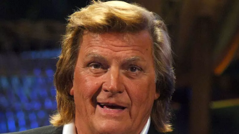 Florin Piersic, apariție rară la 86 de ani. Ce i-a spus actorul Mirelei Retegan, când s-au întâlnit: "Adorabil maestrul"