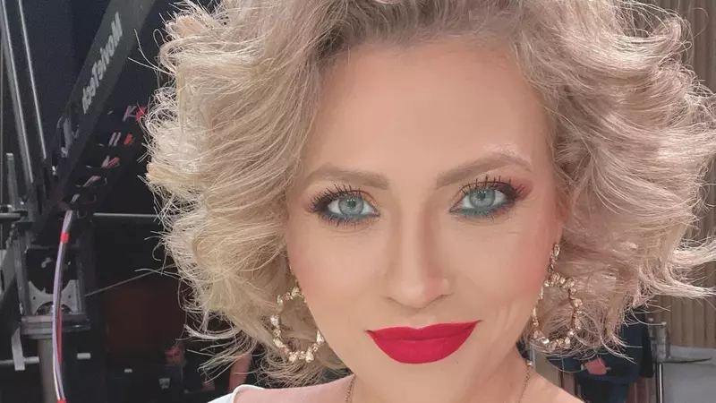 De ce a lipsit Mirela Vaida de la Acces Direct. Anunțul făcut de coprezentatorul Adrian Velea: "Sperăm să fie totul ok"