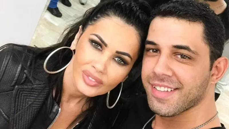 Cum au fost surprinși Oana Zăvoranu și Alex Ashraf împreună, după zvonurile despărțirii. Ce gest neașteptat a făcut actrița față de soțul ei, în public