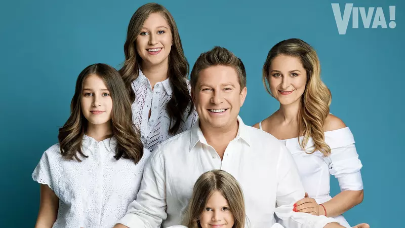 Cum și-a cucerit Pavel Bartoș soția în urmă cu mai bine de 20 de ani: "Ne-am descoperit pe parcurs"