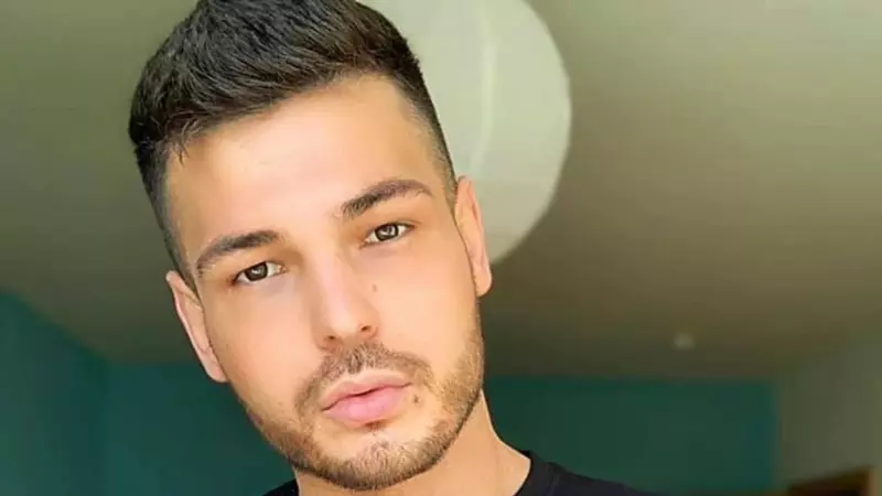 „El m-a îmbrâncit și aia a fost. Este și foarte gelos”. Răzvan Botezatu susține că a fost agresat de fostul iubit, atunci când s-au despărțit