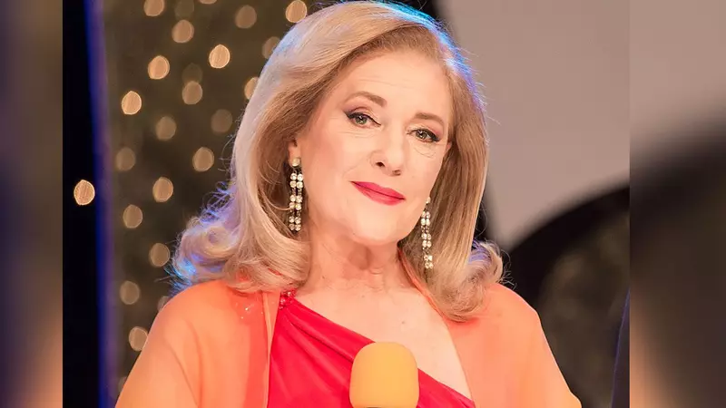 Stela Enache a împlinit 73 de ani: „Am avut scena, l-am avut pe Florin Bogardo”. Cum își sărbătorea artista zilele de naștere, înainte de moartea soțului ei