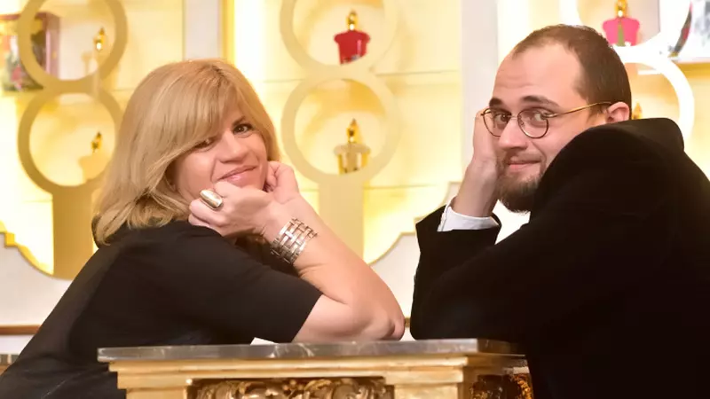 Soția lui Oreste Teodorescu dezvăluie cum a început povestea de dragoste cu jurnalistul: "Nici nu l-am băgat în seama când mi-a spus să devin logodnica lui"