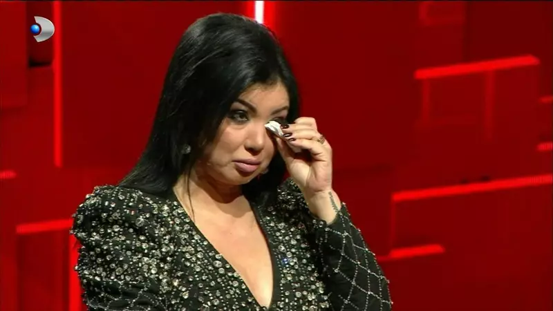 "Am reclamat violență sexuală, m-a amenințat cu moartea". Adriana Bahmuțeanu susține că a fost abuzată de fostul ei iubit, Nikos Papadopoulos / Instanța a decis că nu are nevoie de ordin de protecție