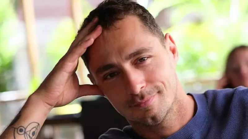 Cum a fost copilăria lui Vladimir Drăghia, după ce tatăl biologic l-a abandonat, și ce relație are mama lui cu nepoatele: „Trebuie să spun că nu am simțit niciodată vreo lipsă” / EXCLUSIV