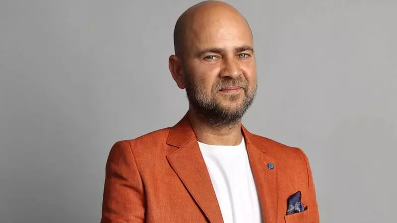 De ce a renunțat Cosmin Seleși la vacanța pe litoralul românesc: "Mă va urî toată lumea că zic asta..."