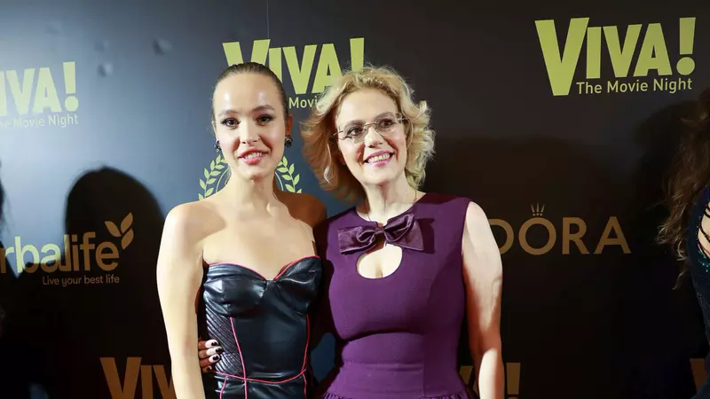 Ce educație îi oferă Raluca Moianu fiicei sale, Mara: „Părinții nu trebuie să fie un stres suplimentar pentru copii”. Au participat la primul eveniment monden împreună, la VIVA! Party 2023 / EXCLUSIV