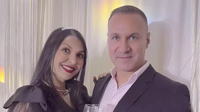 Alin Oprea și iubita lui, Medana, fac nunta în septembrie: „Va avea mai multe rochii de mireasă”. Cine sunt cele 8 perechi de nași / EXCLUSIV
