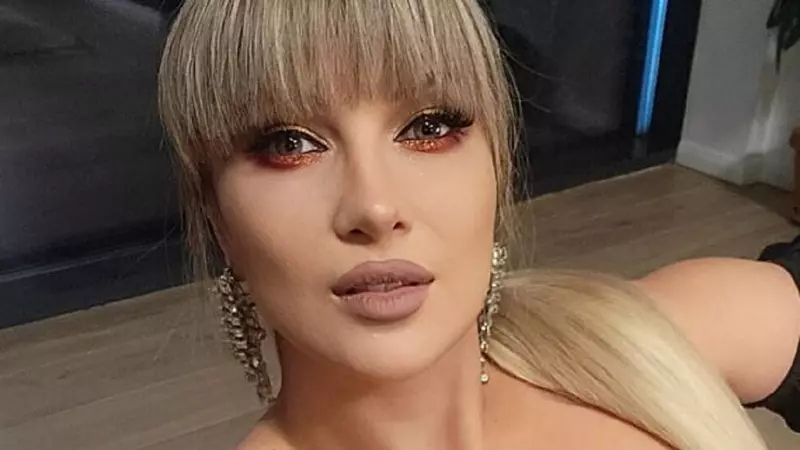 De ce boală suferă Lora: „Eram umflată și simțeam că mă ține pielea. Mă bucur tare că am aflat”. Ce operații estetice are artista / EXCLUSIV