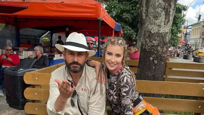 Iulia Albu și Mike au făcut terapie de cuplu după ce s-au întors de la America Express: "Ne-am certat mai rău la psiholog decât în emisiune..."
