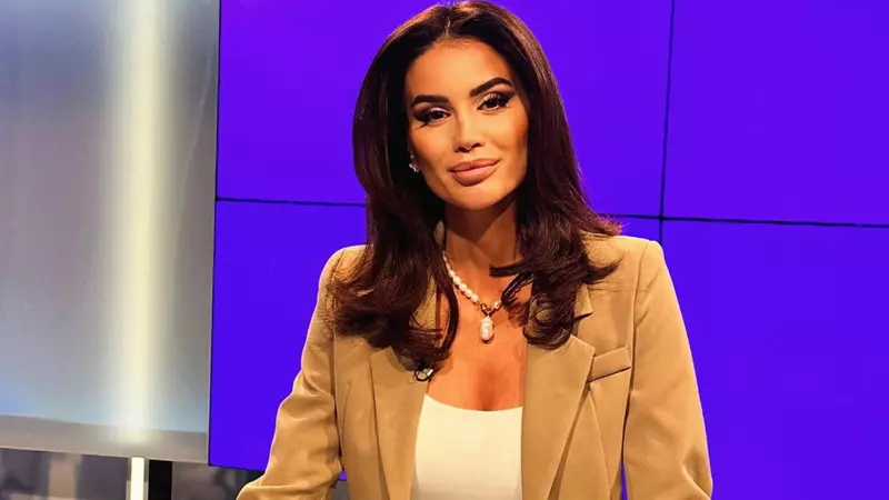De ce a acceptat Geanina Ilieș să se întoarcă în televiziune, ca prezentatoare la Antena Stars, și ce a făcut în cei doi ani de pauză: „Noi, oamenii, trecem prin nişte etape care ne transformă la nivel psihic. Am avut nevoie de un timp pentru...” / EXCLUSIV