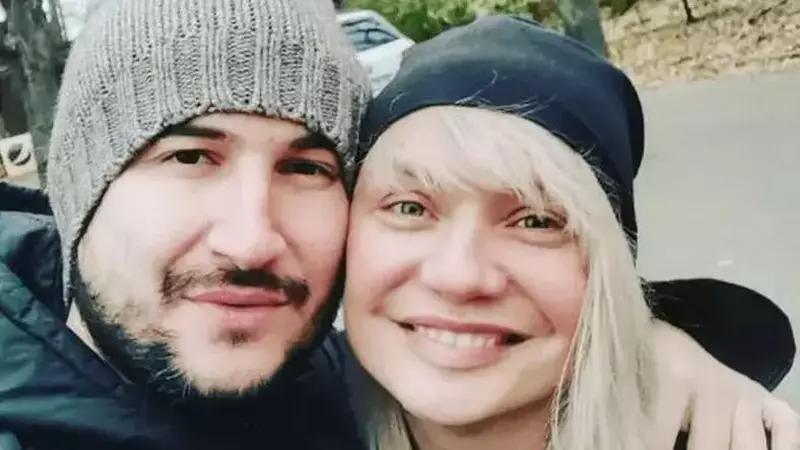 Alex Dobrescu este în doliu, după ce mama lui a murit. Mesajul postat de fostul iubit al Cristinei Cioran: „Îți mulțumesc pentru tot…”