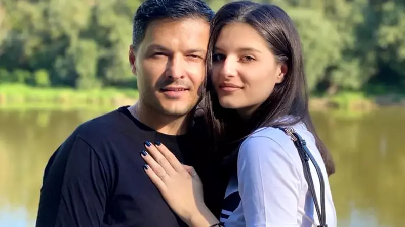 Liviu Vârciu o lasă pe Carmina să își câștige singură banii. Fiica cea mare a artistului s-a mutat din nou la Arad: „Dacă eu îi plătesc lunar niște bani, îi fac un rău"