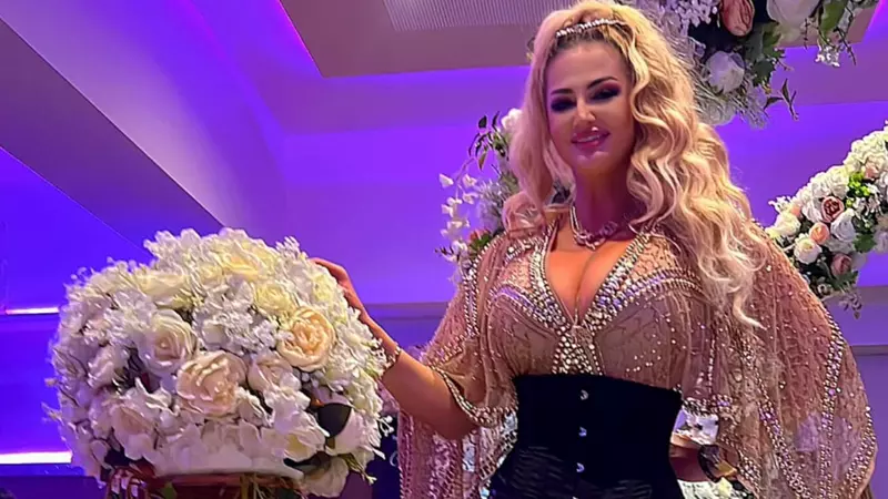 Julia Chelaru, despre relația pe care o are astăzi cu Claudia Pătrășcanu și Andreea Bănică, fostele colege de trupă: „Încurajările trebuie să vină din suflet. Acestea sunt false dacă o persoană nu îți este prietenă"