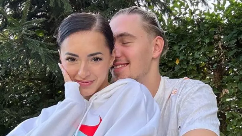 Larisa Iordache, gest emoționant din partea viitorului soț, Cristian Chiriță, după ce gimnasta și-a pierdut mama: „Am plâns că nu este lângă mine” / Ce tatuaje neobișnuite și-au făcut înainte de cununia civilă