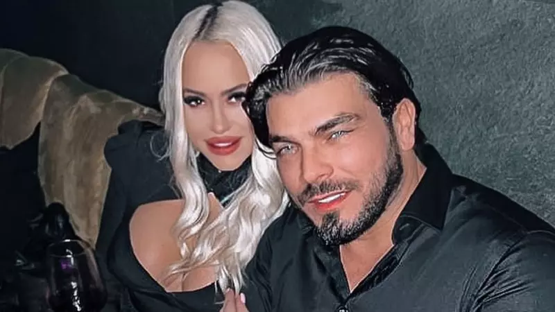 Anda Adam a cheltuit 12.000 de euro pentru cele două rochii de mireasă: „Sunt o persoană extravagantă, culoarea…”. Ce tematică vor avea la nuntă și ce ținute va purta soțul ei