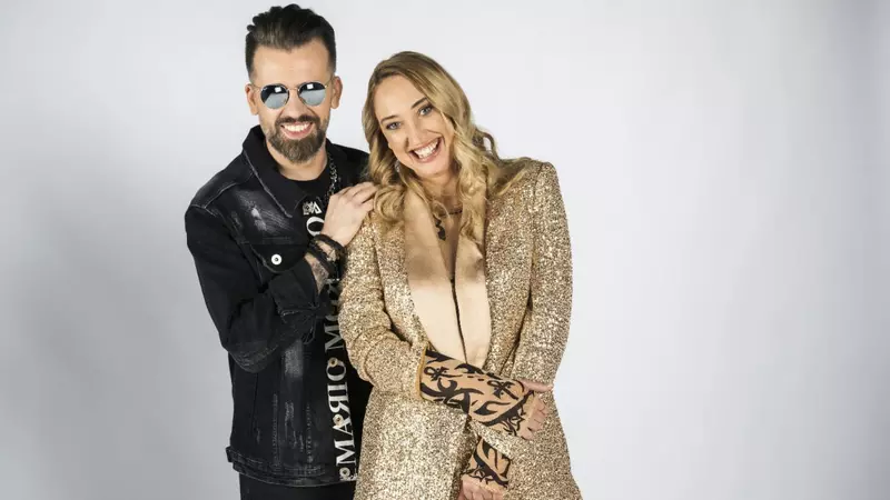 Ilona Brezoianu se căsătorește vara asta. Și-a ales rochia de mireasă, iar la nuntă îi va cânta Florin Ristei: „Să se mai vadă și cu iubitul ei, că s-a văzut mai des cu mine, decât cu el"