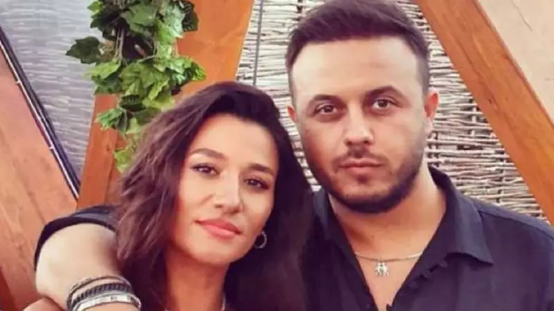 Gabi Bădălău a plecat în vacanță cu Claudia Pătrășcanu și copiii lor la Paris, după despărțirea de Bianca Drăgușanu: „Albumul vieții noastre…”. Cum s-au afișat