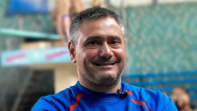A murit Adrian Cherciu, unul dintre antrenorii de la Splash! Vedete la apă. Avea doar 55 de ani: „Întors recent de la Campionatele Europene de sărituri în apă, a încetat din viață, după o…”