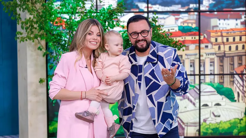 Care este cea mai mare teamă a Roxanei Hulpe ca mamă: „Nu înțelegi până nu ai copii. E frumos, dar e și foarte greu”. Cum a slăbit vedeta Pro TV 40 de kilograme, după nașterea fiicei sale, Zora