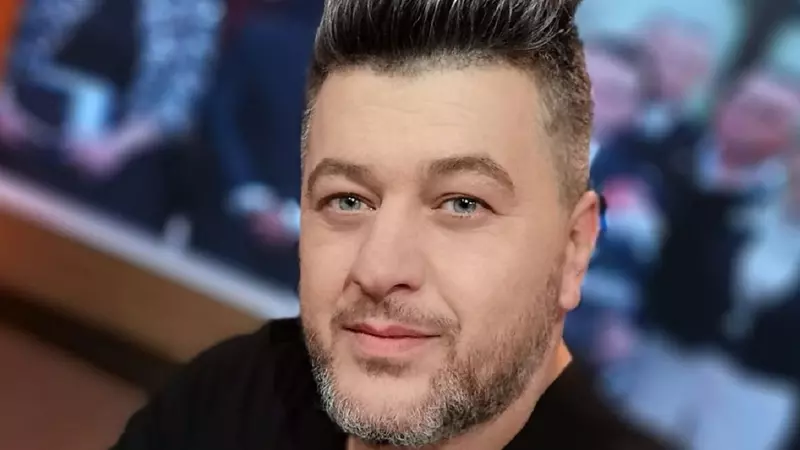 Soția lui Florin Măxineanu a cerut ordin de protecție împotriva lui. Reacția artistului: „Problemele de familie…”. Nu mai are voie să se apropie nici de copiii săi