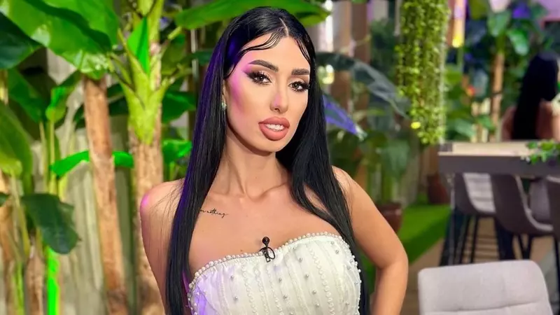 Cum a reacționat Alexandra când a aflat că Dennis vrea să cunoască și alte fete de la Casa Iubirii: „Nu aș accepta ca bărbatul de lângă mine să se întoarcă pentru că nu a fost bine într-un alt loc"