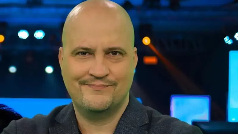 Șerban Huidu condamnă vedetele care își expun copiii pe rețelele de socializare, în campanii: "Tu, ca părinte, nu poți să obții acordul lui, poți doar să îl folosești, pentru imagine, pentru bani" / EXCLUSIV
