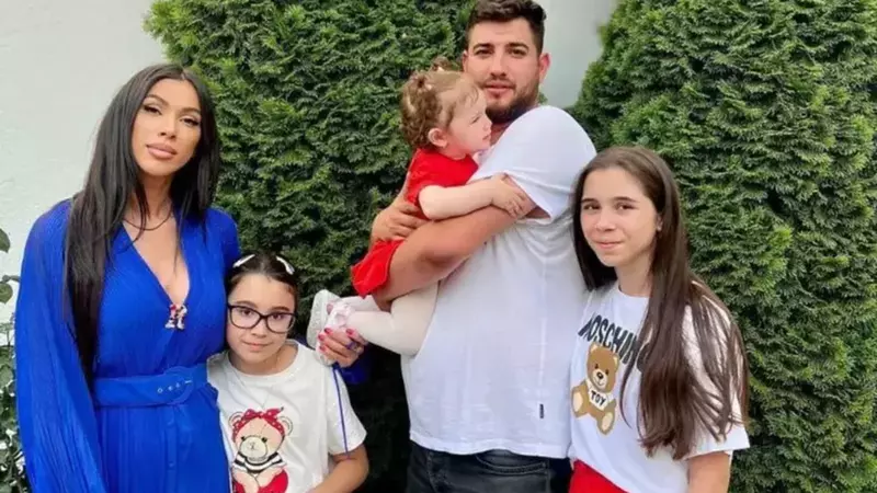 Raluca Pastramă îl acuză pe Ibrahim Ibru, tatăl fetiței, că a mințit în fața instanței, la procesul pentru custodie: „Este un om extraordinar de iresponsabil, care și-a depus veniturile minime pe economie"