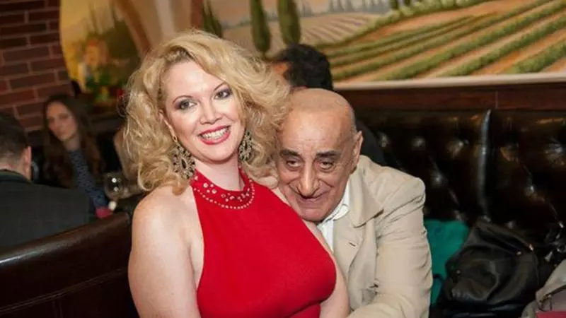 Oana Lis a povestit cum l-a prins pe Viorel cu altă femeie, pe care o și cunoștea: „N-am făcut scandal, mi-era rușine. M-a luat plânsul și am plecat. Am văzut..."