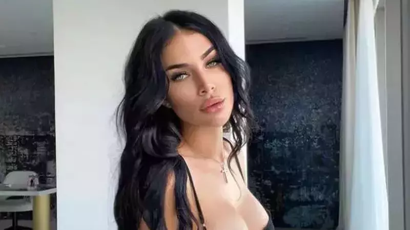 Imagine rară cu doi dintre copiii lui Ion Țiriac. Cum s-a afișat Ioana cu Alexandru Ion Țiriac, fratele ei cu 21 de ani mai mare : "Algoritmi ai liniei de sânge la lucru"