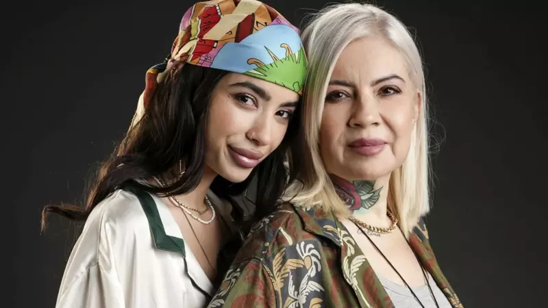 Calina Dumitrescu, fata Catincăi Roman, s-a despărțit de Ionuț, fiul lui Sabin Ilie. Cei doi au fost acuzați că au distrus apartamentele în care au stat cu chirie: „Au fost niște ani foarte tulburi pentru mine"