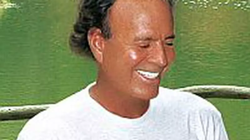 Julio Iglesias