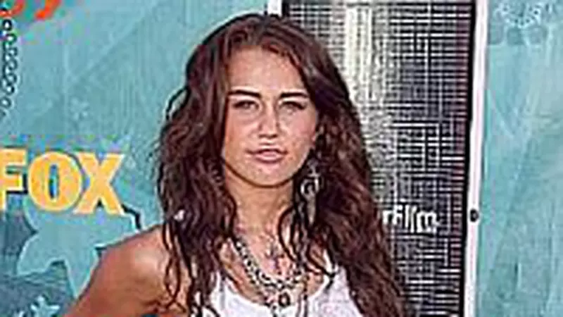 Hannah Montana, la film cu noul iubit