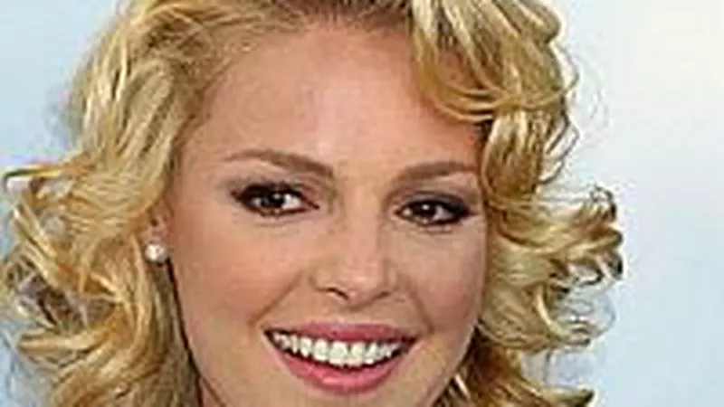 Katherine Heigl, zbor privat cu avionul