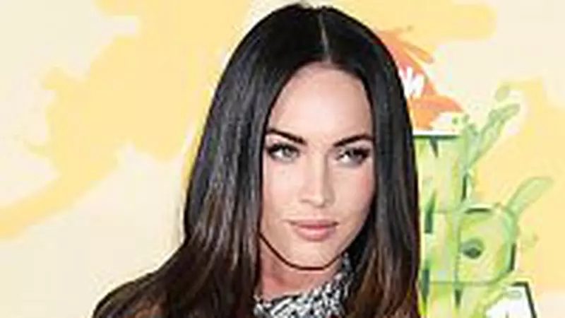 Starurile prefera "the biker jacket"