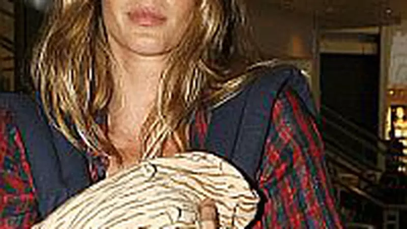 Gisele Bundchen - Calatoreste cu fiul sau, Benjamin