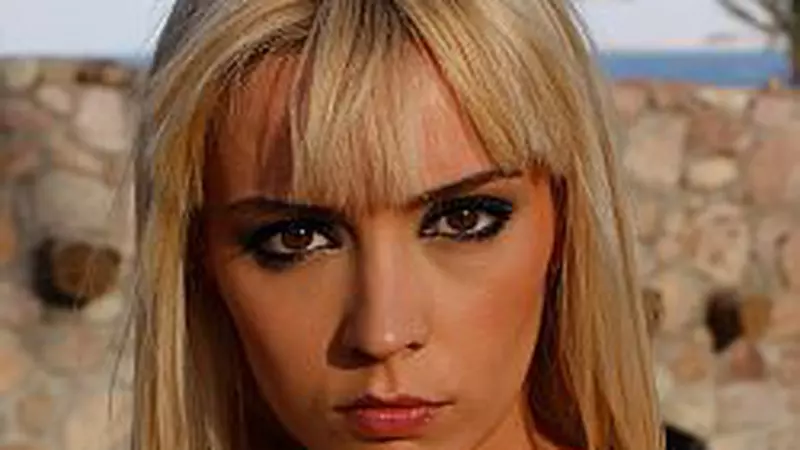 Diana Dumitrescu - Fata rea