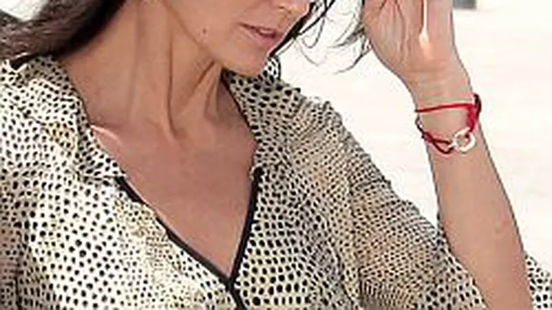 Vedete care poarta bijuterii Cabala