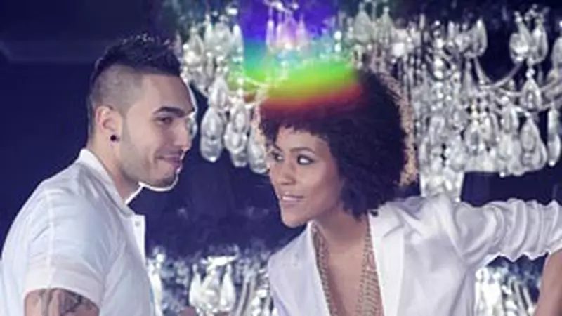 Alex Velea s-a casatorit. Vezi in exclusivitate imagini de la casatorie!