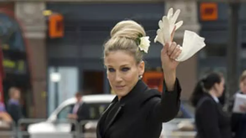 Sarah Jessica Parker - Omagiu pentru Alexander McQueen