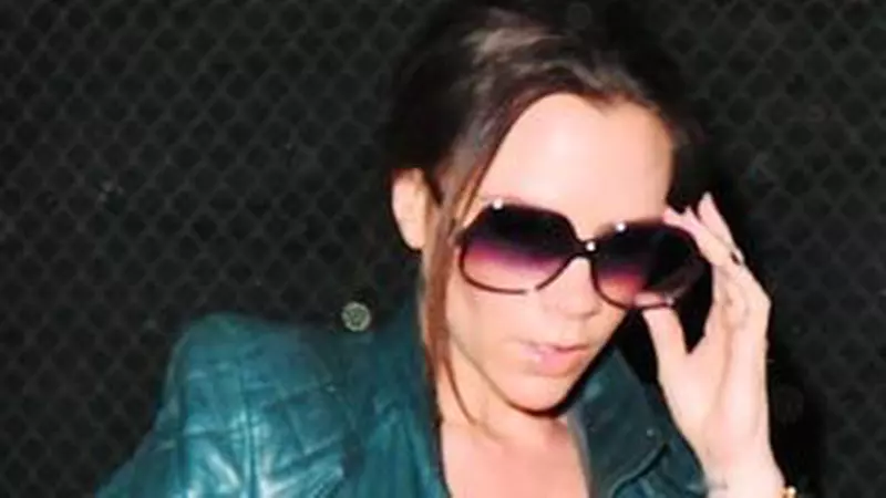 Vedete in acest weekend: Victoria Beckham, Katie Holmes si Suri