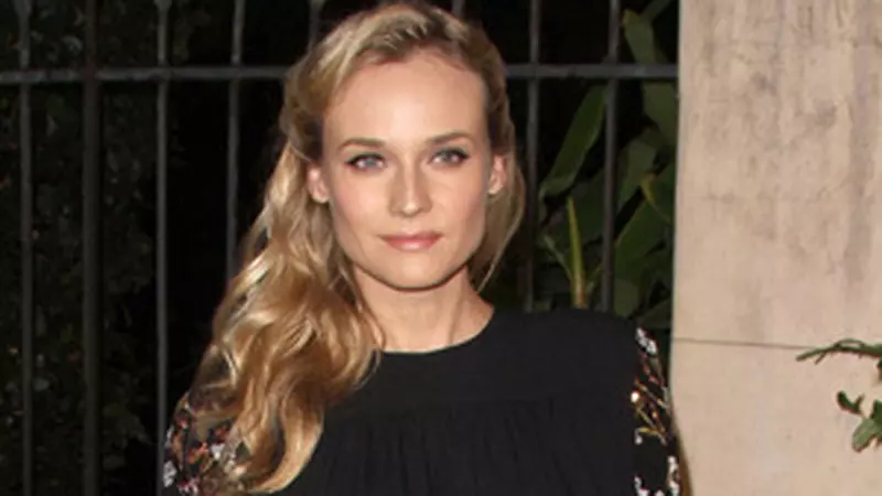 Muzele Miu Miu in Beverly Hills