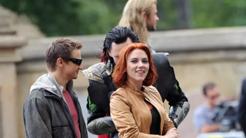 Vedete in acest weekend: Scarlett Johansson, Rihanna, Anne Hathaway, Miranda Kerr, Katy Perry