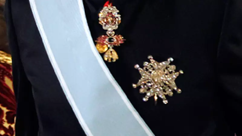 Regele Spaniei a dat cu nasul de usa!