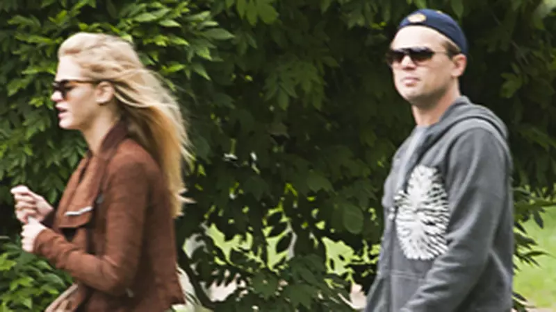 Leo DiCaprio si o (noua) misterioasa blonda